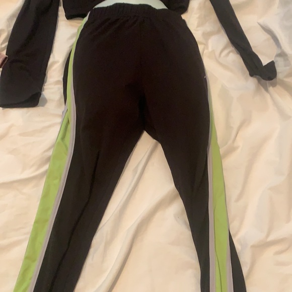 Black sweatshirt set - Picture 2 of 2